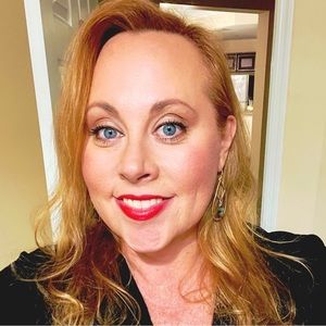 Meet your Posher, Thea